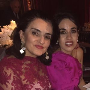 Meet your Posher, Dina